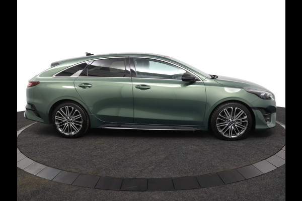 Kia ProCeed 1.5 T-GDi GT-PlusLine Apple Carplay/Android Auto - Cruise Control Adaptief - Dodehoekdetectie - Navigatie - Stoel/Stuur Verwarming - Fabrieksgarantie tot 07-2031