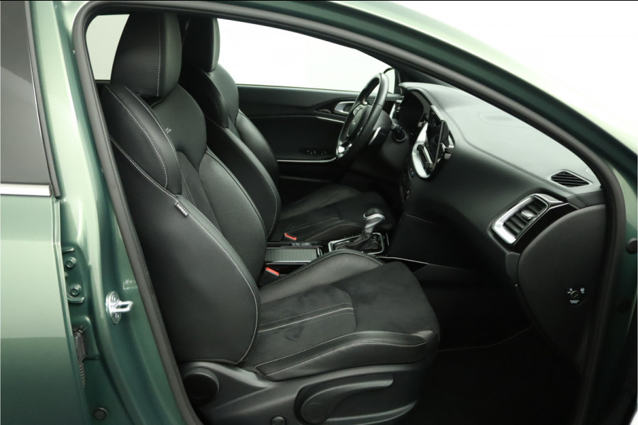 Kia ProCeed 1.5 T-GDi GT-PlusLine Apple Carplay/Android Auto - Cruise Control Adaptief - Dodehoekdetectie - Navigatie - Stoel/Stuur Verwarming - Fabrieksgarantie tot 07-2031