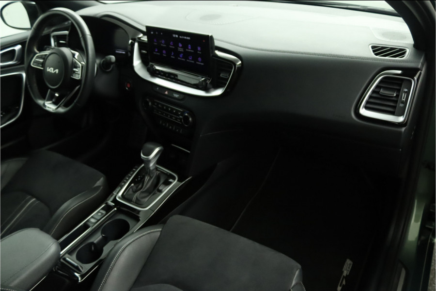 Kia ProCeed 1.5 T-GDi GT-PlusLine Apple Carplay/Android Auto - Cruise Control Adaptief - Dodehoekdetectie - Navigatie - Stoel/Stuur Verwarming - Fabrieksgarantie tot 07-2031