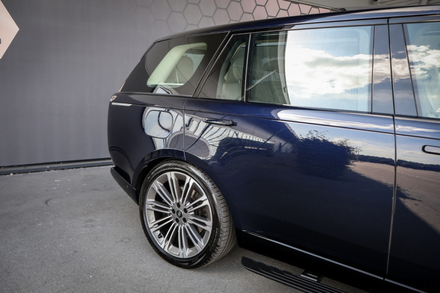 Land Rover Range Rover P530 4.4 V8 LWB Autobiography 7-PERSOONS | ELECTRIC SIDESTEPS | MASSAGE | STOELVERWARMING & VERKOELING | MEMORY SEATS | 360 CAME LWB