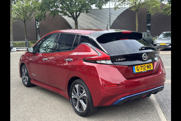 Nissan Leaf Tekna 40 kWh | Origineel NL Auto | 360° Camera | Stoel- & Stuurverwarming | Rijklaar met 12 mnd BOVAG Garantie!
