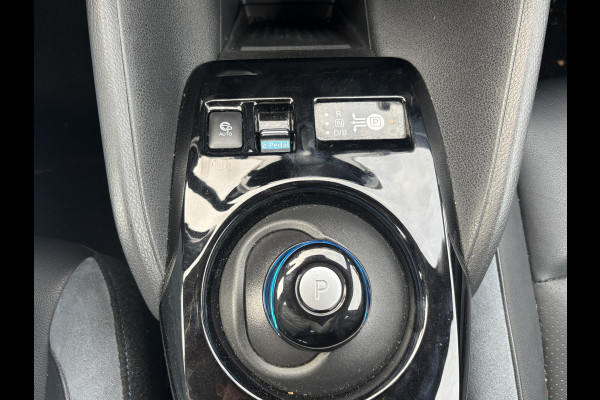 Nissan Leaf Tekna 40 kWh | Origineel NL Auto | 360° Camera | Stoel- & Stuurverwarming | Rijklaar met 12 mnd BOVAG Garantie!