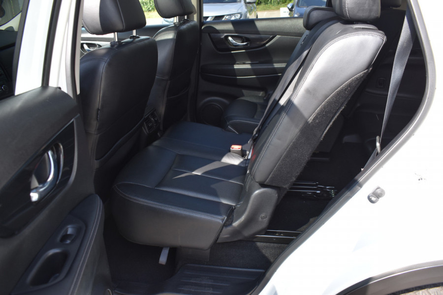 Nissan X-Trail 1.3 DIG-T Tekna 7p. / Trekhaak / Keyless / 19" LM / Navi / Panoramadak /