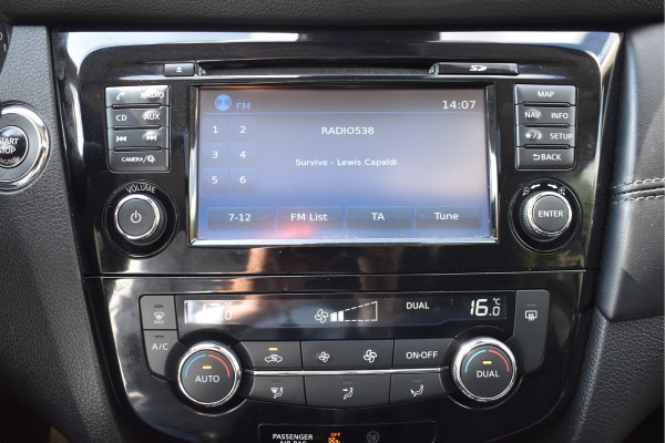 Nissan X-Trail 1.3 DIG-T Tekna 7p. / Trekhaak / Keyless / 19" LM / Navi / Panoramadak /