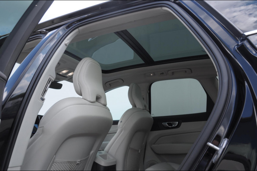 Volvo XC60 T6 350PK Automaat AWD Plus Bright Apple Carplay / Adaptive cruise control / Panorama dak / parkeersensoren met 360 camera / BLIS / Harman kardon audio / Stoelventilatie / Elektrisch bedienbare bestuurderstoel met geheugen / Keyless Entry / Elektrische achterklep