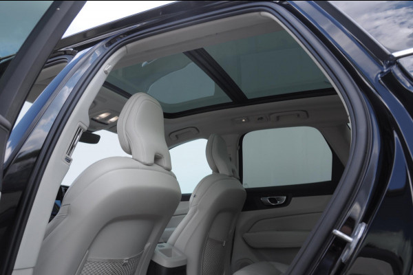 Volvo XC60 T6 350PK Automaat AWD Plus Bright Apple Carplay / Adaptive cruise control / Panorama dak / parkeersensoren met 360 camera / BLIS / Harman kardon audio / Stoelventilatie / Elektrisch bedienbare bestuurderstoel met geheugen / Keyless Entry / Elektrische achterklep