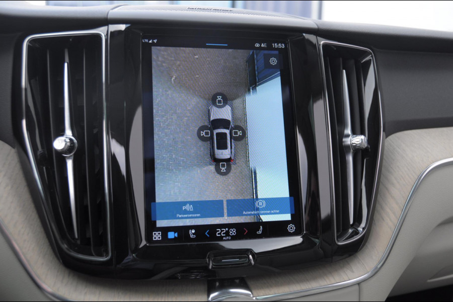 Volvo XC60 T6 350PK Automaat AWD Plus Bright Apple Carplay / Adaptive cruise control / Panorama dak / parkeersensoren met 360 camera / BLIS / Harman kardon audio / Stoelventilatie / Elektrisch bedienbare bestuurderstoel met geheugen / Keyless Entry / Elektrische achterklep