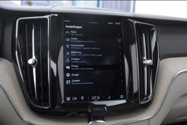 Volvo XC60 T6 350PK Automaat AWD Plus Bright Apple Carplay / Adaptive cruise control / Panorama dak / parkeersensoren met 360 camera / BLIS / Harman kardon audio / Stoelventilatie / Elektrisch bedienbare bestuurderstoel met geheugen / Keyless Entry / Elektrische achterklep