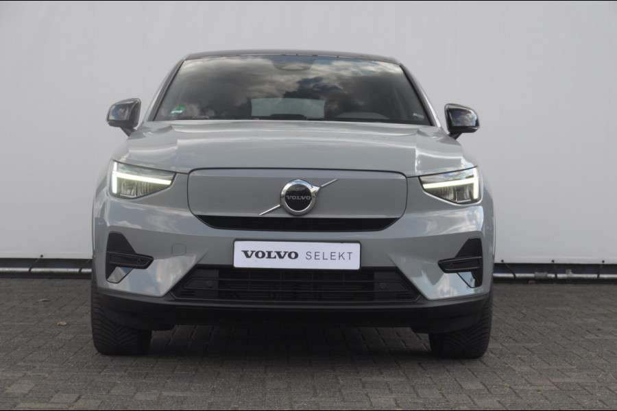 Volvo C40 Single Motor Extended Range Plus 82 kWh / Adaptive cruise control   / Pilot assist / BLIS / Stoel en stuur verwarming / Elektrische achterklep / Parkeersensoren met camera / Google infotainment