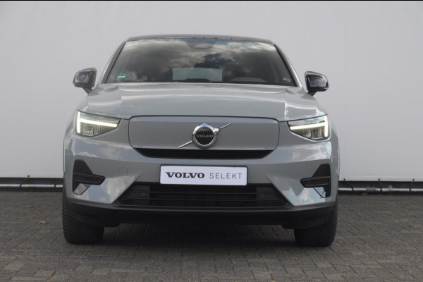 Volvo C40 Single Motor Extended Range Plus 82 kWh / Adaptive cruise control   / Pilot assist / BLIS / Stoel en stuur verwarming / Elektrische achterklep / Parkeersensoren met camera / Google infotainment