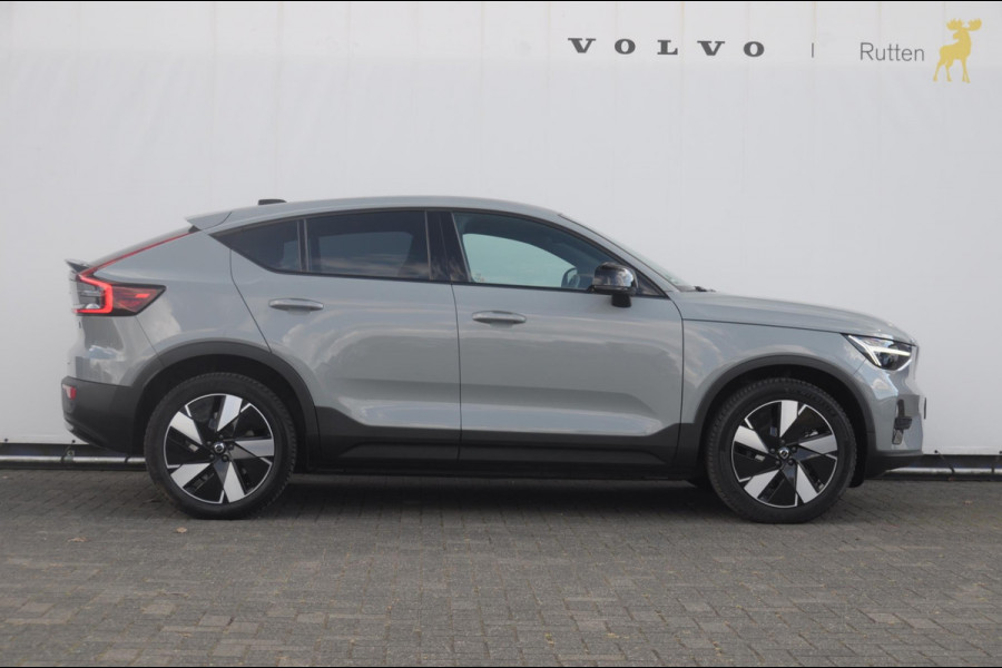 Volvo C40 Single Motor Extended Range Plus 82 kWh / Adaptive cruise control   / Pilot assist / BLIS / Stoel en stuur verwarming / Elektrische achterklep / Parkeersensoren met camera / Google infotainment