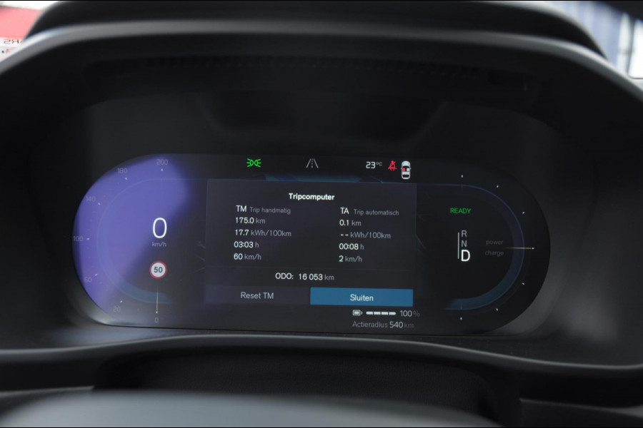 Volvo C40 Single Motor Extended Range Plus 82 kWh / Adaptive cruise control   / Pilot assist / BLIS / Stoel en stuur verwarming / Elektrische achterklep / Parkeersensoren met camera / Google infotainment