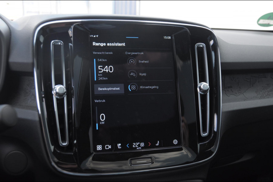 Volvo C40 Single Motor Extended Range Plus 82 kWh / Adaptive cruise control   / Pilot assist / BLIS / Stoel en stuur verwarming / Elektrische achterklep / Parkeersensoren met camera / Google infotainment