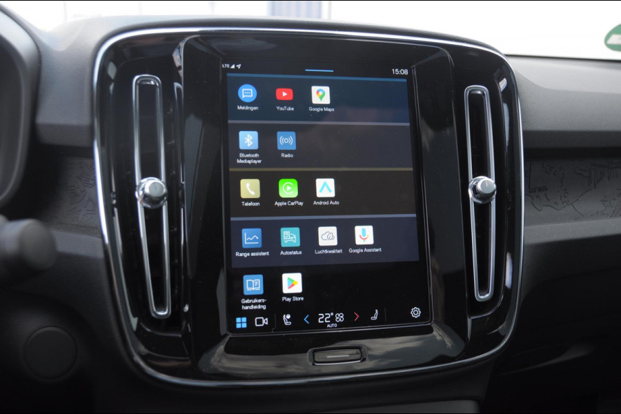 Volvo C40 Single Motor Extended Range Plus 82 kWh / Adaptive cruise control   / Pilot assist / BLIS / Stoel en stuur verwarming / Elektrische achterklep / Parkeersensoren met camera / Google infotainment