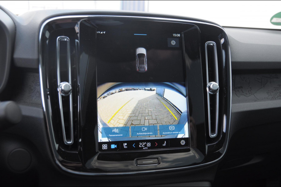 Volvo C40 Single Motor Extended Range Plus 82 kWh / Adaptive cruise control   / Pilot assist / BLIS / Stoel en stuur verwarming / Elektrische achterklep / Parkeersensoren met camera / Google infotainment