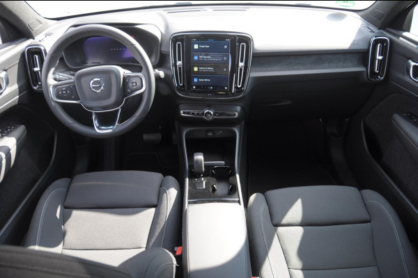 Volvo C40 Single Motor Extended Range Plus 82 kWh / Adaptive cruise control   / Pilot assist / BLIS / Stoel en stuur verwarming / Elektrische achterklep / Parkeersensoren met camera / Google infotainment