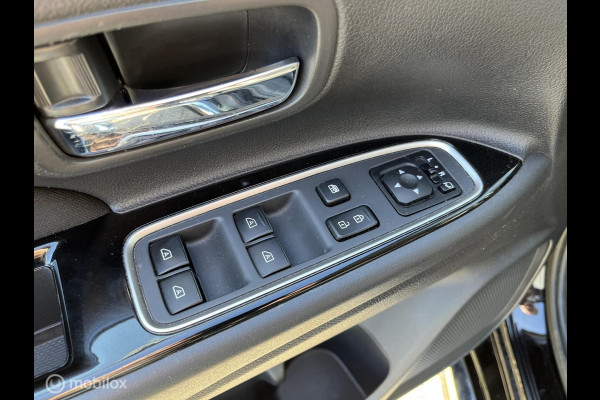 Mitsubishi Outlander 2.4 PHEV Pure +