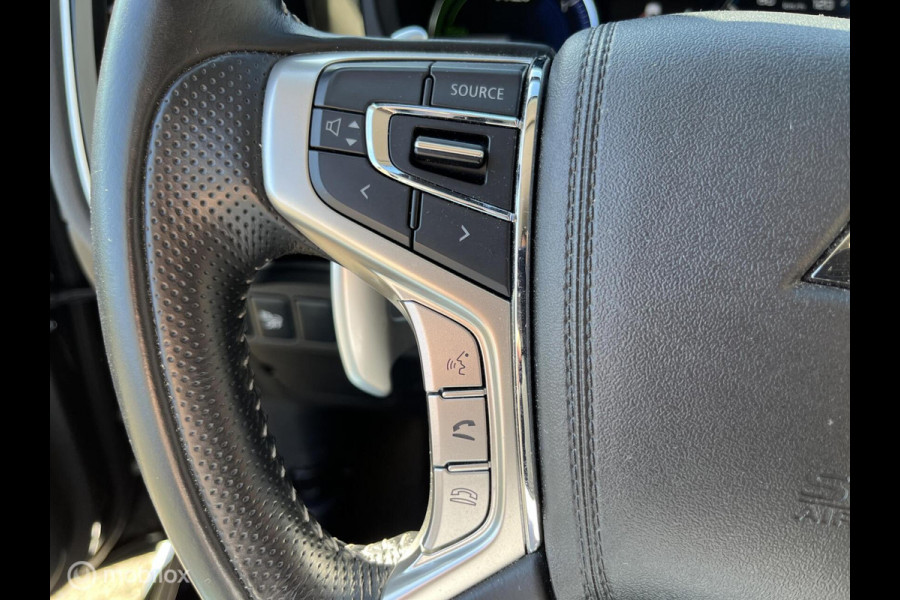 Mitsubishi Outlander 2.4 PHEV Pure +