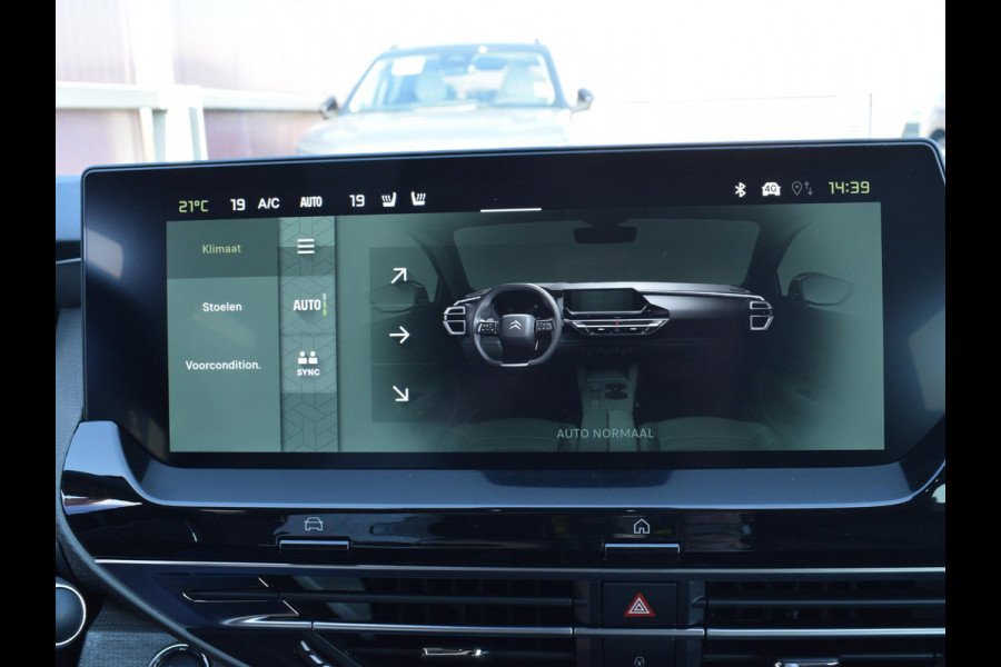 Citroën C5 X 1.6 Plug-in Hybrid 225 Max MASSAGE STOELEN | SCHUIFKANTELDAK | 360 CAMERA MET SENSOREN | NAVIGATIE | CARPLAY | UIT VOORRAAD LEVERBAAR Citroën C5 X 1.6 Plug-in Hybrid 225 Max MASSAGE STOELEN | SCHUIFKANTELDAK | 360 CAMERA MET SENSOREN | NAVIGATIE | CARPLAY | UIT VOORRAAD LEVERBAAR