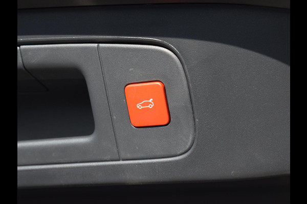 Citroën C5 X 1.6 Plug-in Hybrid 225 Max MASSAGE STOELEN | SCHUIFKANTELDAK | 360 CAMERA MET SENSOREN | NAVIGATIE | CARPLAY | UIT VOORRAAD LEVERBAAR Citroën C5 X 1.6 Plug-in Hybrid 225 Max MASSAGE STOELEN | SCHUIFKANTELDAK | 360 CAMERA MET SENSOREN | NAVIGATIE | CARPLAY | UIT VOORRAAD LEVERBAAR