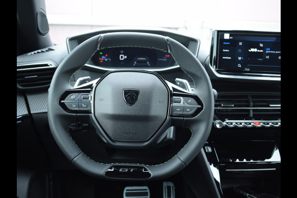 Peugeot 2008 1.2 Hybrid 136 GT | CAMERA + SENSOREN | CARPLAY | NAVI | ADAPTIVE C.C. Peugeot 2008 1.2 Hybrid 136 GT | CAMERA + SENSOREN | CARPLAY | NAVI | ADAPTIVE C.C.