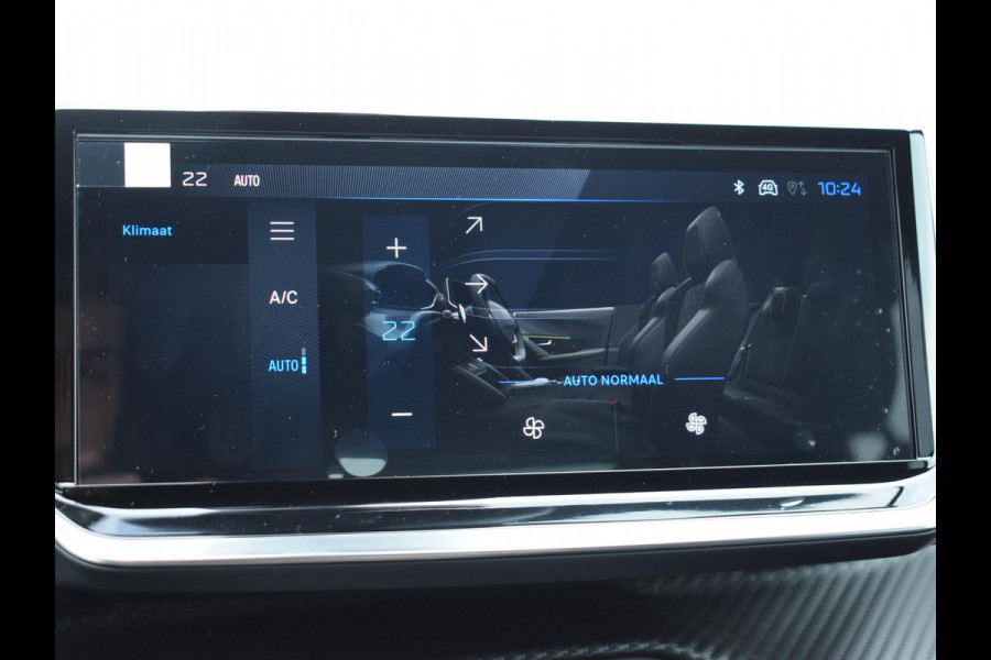 Peugeot 2008 1.2 Hybrid 136 GT | CAMERA + SENSOREN | CARPLAY | NAVI | ADAPTIVE C.C. Peugeot 2008 1.2 Hybrid 136 GT | CAMERA + SENSOREN | CARPLAY | NAVI | ADAPTIVE C.C.