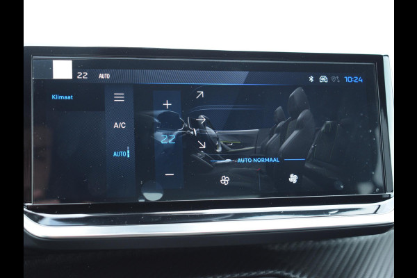 Peugeot 2008 1.2 Hybrid 136 GT | CAMERA + SENSOREN | CARPLAY | NAVI | ADAPTIVE C.C. Peugeot 2008 1.2 Hybrid 136 GT | CAMERA + SENSOREN | CARPLAY | NAVI | ADAPTIVE C.C.