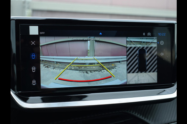 Peugeot 2008 1.2 Hybrid 136 GT | CAMERA + SENSOREN | CARPLAY | NAVI | ADAPTIVE C.C. Peugeot 2008 1.2 Hybrid 136 GT | CAMERA + SENSOREN | CARPLAY | NAVI | ADAPTIVE C.C.