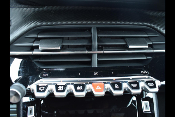 Peugeot 2008 1.2 Hybrid 136 GT | CAMERA + SENSOREN | CARPLAY | NAVI | ADAPTIVE C.C. Peugeot 2008 1.2 Hybrid 136 GT | CAMERA + SENSOREN | CARPLAY | NAVI | ADAPTIVE C.C.