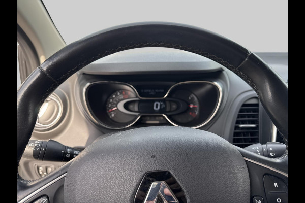 Renault Captur 1.2 TCe Intens | automaat | zwart dak | navigatie | trekhaak