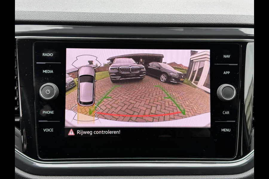 Volkswagen T-Roc 1.5 TSI R-Line Sport Business Virtual Clima Navi Carplay LED
