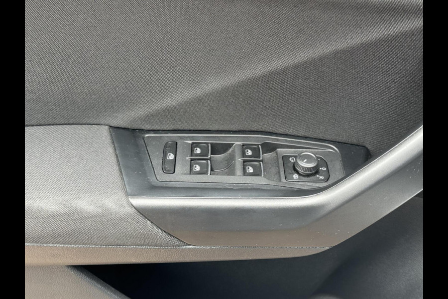 Volkswagen T-Roc 1.5 TSI R-Line Sport Business Virtual Clima Navi Carplay LED