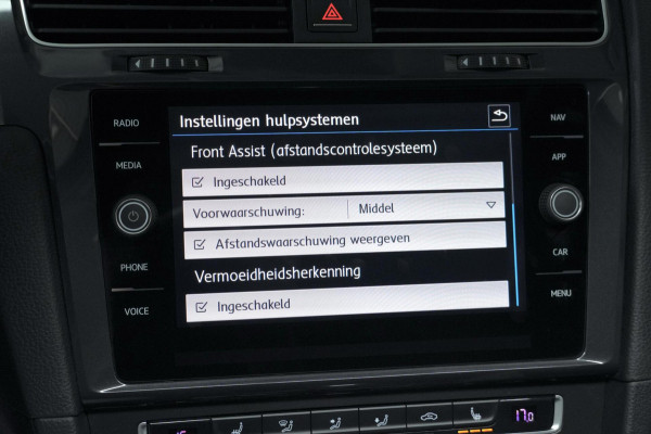 Volkswagen Golf 7.5 - 1.5 TSI R Line Automaat 150 PK | Pano-dak | Virtual | CarPlay | Acc | Stoelverwarming | Camera | Led | Pdc |
