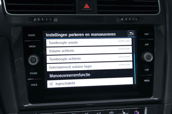 Volkswagen Golf 7.5 - 1.5 TSI R Line Automaat 150 PK | Pano-dak | Virtual | CarPlay | Acc | Stoelverwarming | Camera | Led | Pdc |