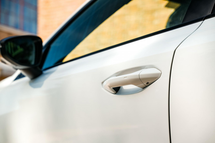 Audi A3 Limousine 2.5 TFSI RS 3 quattro Panoramadak B&O HUD ACC Hulk Edition Audi A3 Limousine 2.5 TFSI RS 3 quattro Panoramadak B&O HUD ACC Hulk Edition