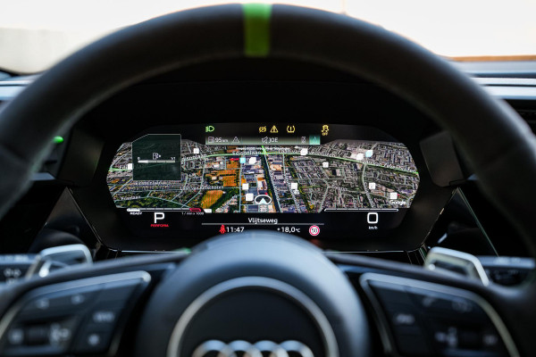 Audi A3 Limousine 2.5 TFSI RS 3 quattro Panoramadak B&O HUD ACC Hulk Edition Audi A3 Limousine 2.5 TFSI RS 3 quattro Panoramadak B&O HUD ACC Hulk Edition