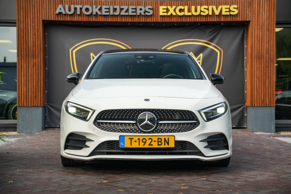Mercedes-Benz A-Klasse 250 Premium Plus AMG Panodak Widescreen Ambient Adaptive Cruise Leer Alcantara Stoelverw.