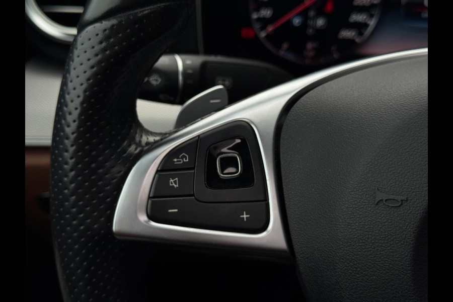 Mercedes-Benz E-Klasse 220 d AMG FULL OPTIES NAVI WIDESCREEN SFEERVERL 360 CAMERA