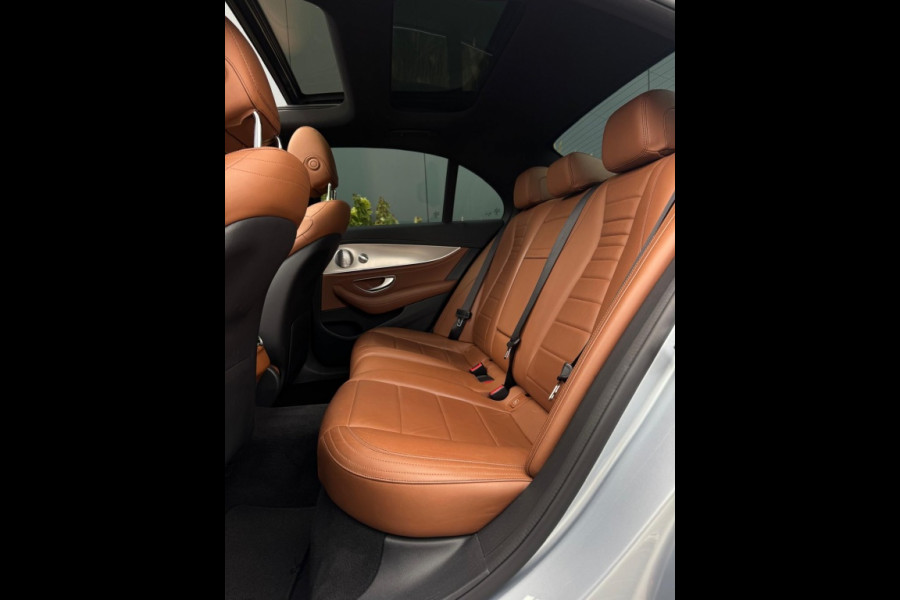 Mercedes-Benz E-Klasse 220 d AMG FULL OPTIES NAVI WIDESCREEN SFEERVERL 360 CAMERA