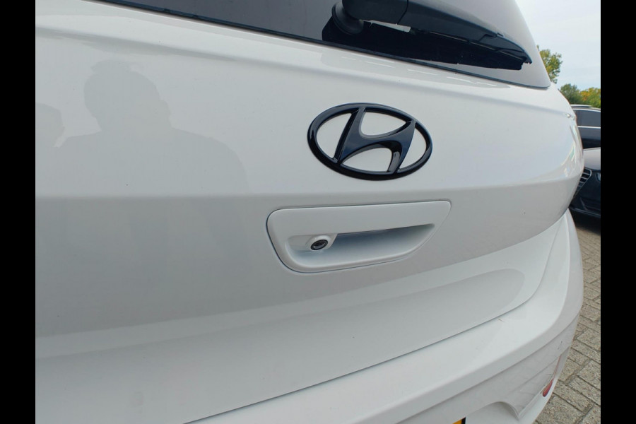 Hyundai i10 N-Line 1.0 T-GDi 100pk | Black Pack | Full Options | 2021 | Slechts 9.389 km Hyundai i10 N-Line 1.0 T-GDi 100pk | Black Pack | Full Options | 2021 | Slechts 9.389 km