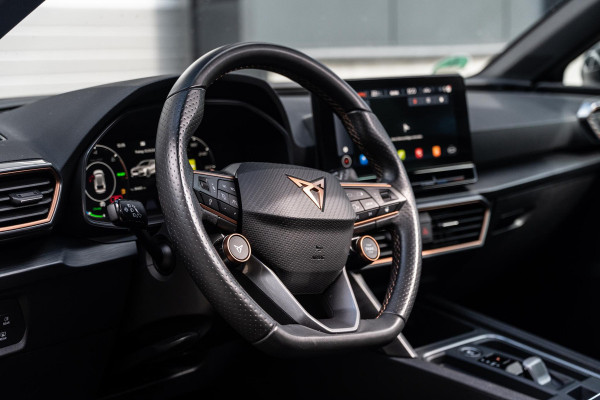 CUPRA Leon Sportstourer 1.4 e-Hybrid VZ Performance | Pano | Memory | Leder