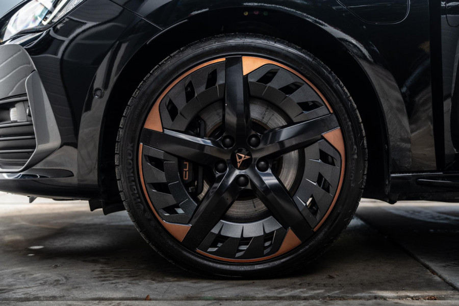CUPRA Leon Sportstourer 1.4 e-Hybrid VZ Performance | Pano | Memory | Leder