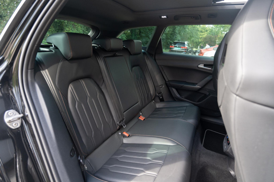 CUPRA Leon Sportstourer 1.4 e-Hybrid VZ Performance | Pano | Memory | Leder