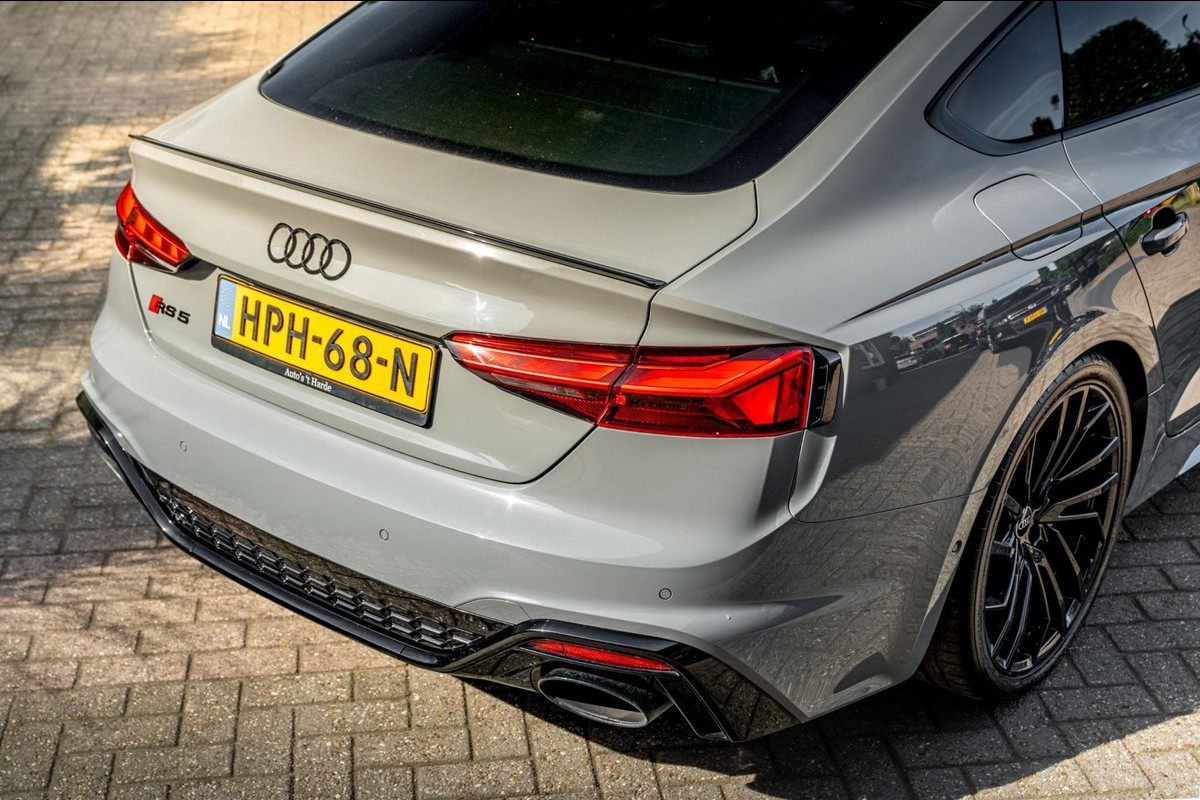 Audi RS5 Sportback 2.9 TFSI 450 PK Quattro Dealer o.h B&O Keyless Massage Camera LED Matrix 20'' Audi RS5 Sportback 2.9 TFSI 450 PK Quattro Dealer o.h B&O Keyless Massage Camera LED Matrix 20''