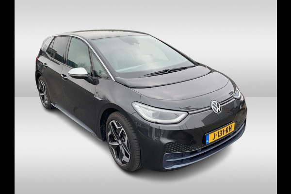 Volkswagen ID.3 First Plus 58 kWh / Camera / Keyless / Matrix LED / Interieurvoorverwarming / 19'' / DAB / 19'' / Navigatie / ACC