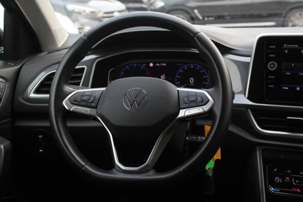 Volkswagen T-Roc 1.5 TSI Life Business / Camera / Apple CarPlay / Virtual Cockpit / 17'' / Dodehoek / DAB / Stoelverwarming / ACC
