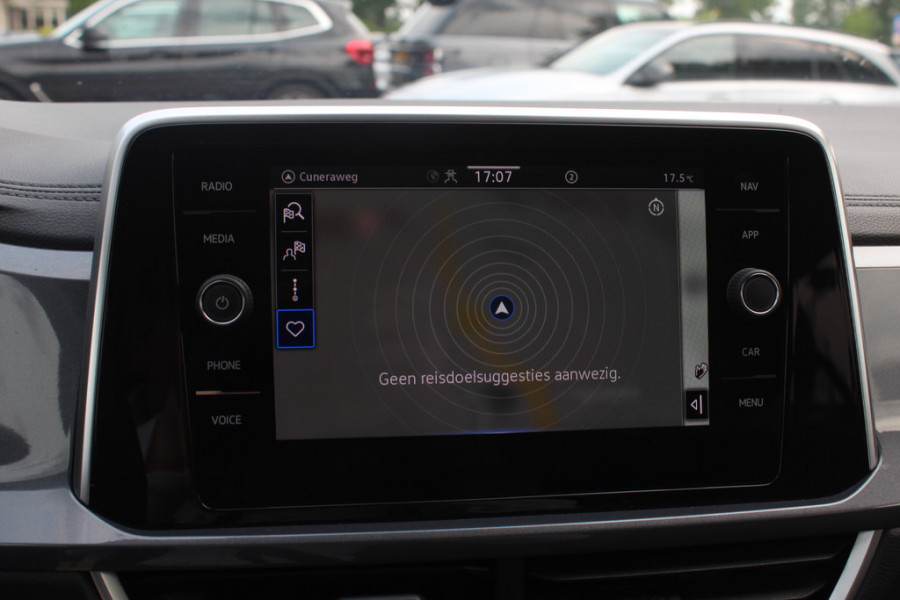 Volkswagen T-Roc 1.5 TSI Life Business / Camera / Apple CarPlay / Virtual Cockpit / 17'' / Dodehoek / DAB / Stoelverwarming / ACC