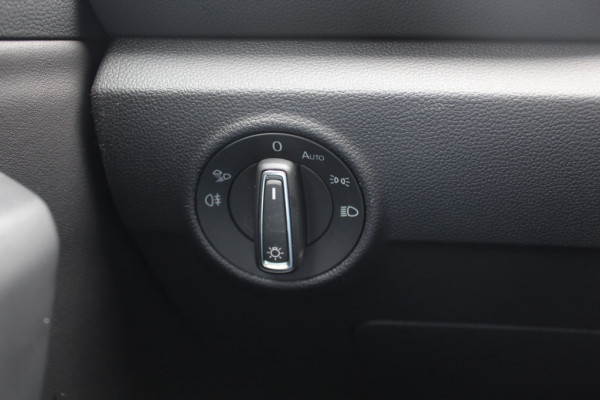 Volkswagen T-Roc 1.5 TSI Life Business / Camera / Apple CarPlay / Virtual Cockpit / 17'' / Dodehoek / DAB / Stoelverwarming / ACC