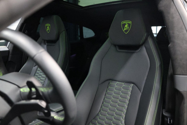Lamborghini Urus 4.0 V8 S 668+PK BTW/PPF/AKRAPOVIC/KERAMISCH/B&O/PANO/ACHTERAS.B/LEDER+MASSAGE/23"/CAM/ACC/ECC/FABRIEKSGARANTIE!