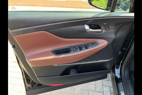 Hyundai Santa Fe 1.6 T-GDI PHEV Premium Sky 4WD LEER ! plug in pano
